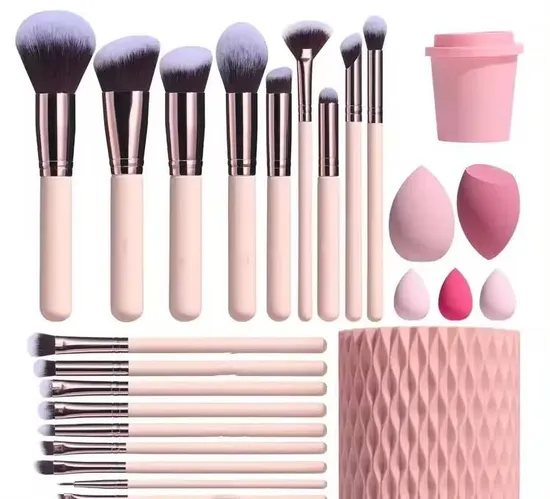 Hochwertiges veganes Make-up-Pinselset für Foundation und Lidschatten von Private Label für Gesicht und Augen