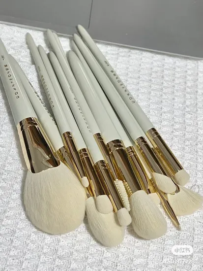 8 Makeup Brush Set Portable Short Super Soft Travel Installation 